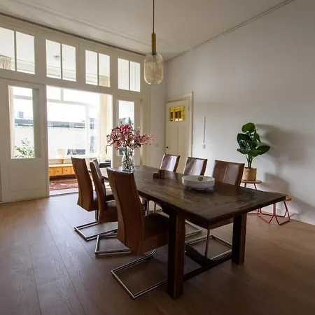 Daire House Hoorn (North Holland)